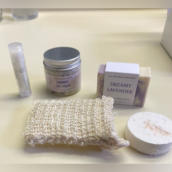 Spa gift set! - Picture 2 of 3